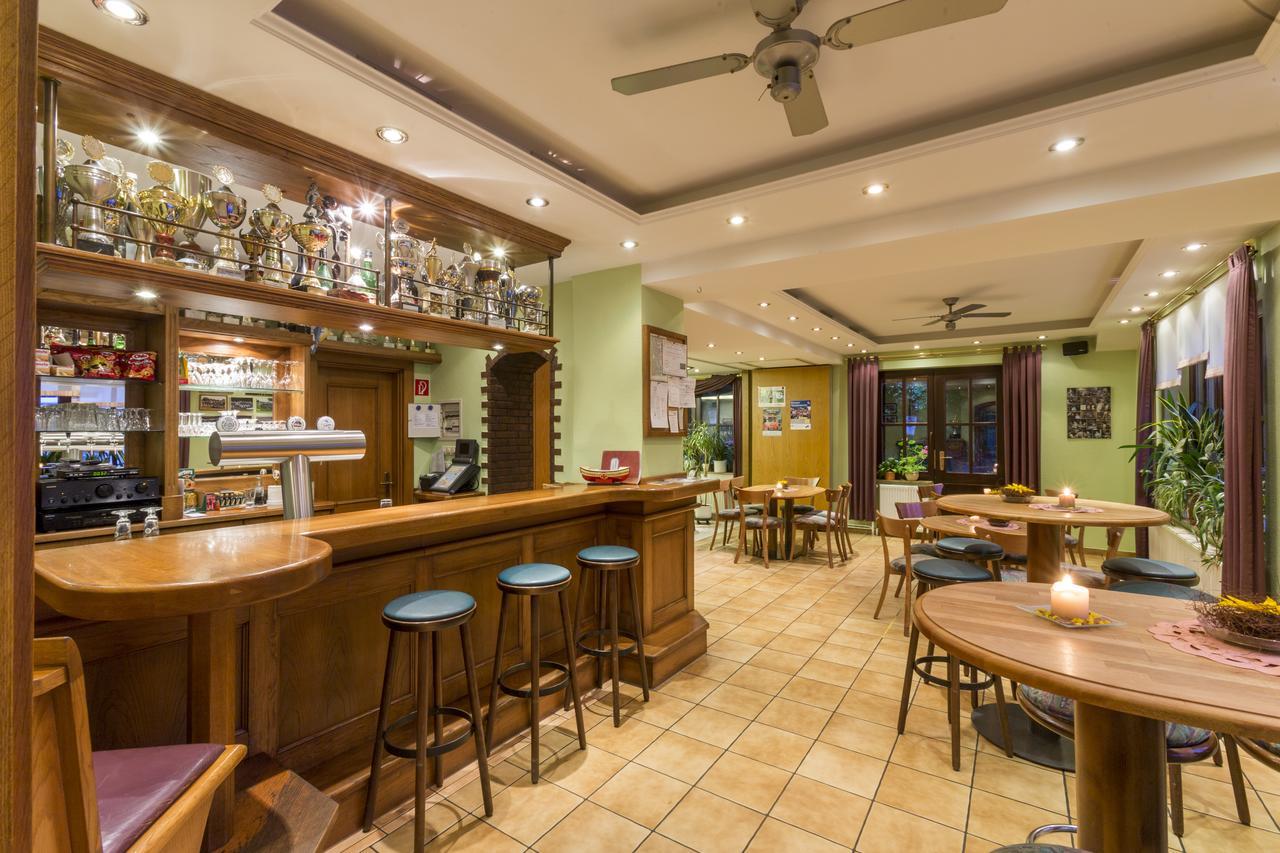 Gasthof Im Almetal Bueren  Luaran gambar